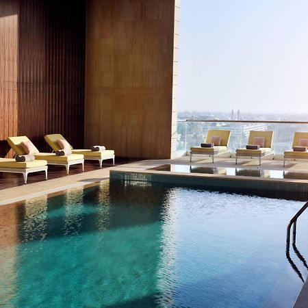 แมริออท เอ็กเซ็คคิวทีฟ อพาร์ตเมนต์ ดาวน์ทาวน์ อาบูดาบี Hotel ภายนอก รูปภาพ