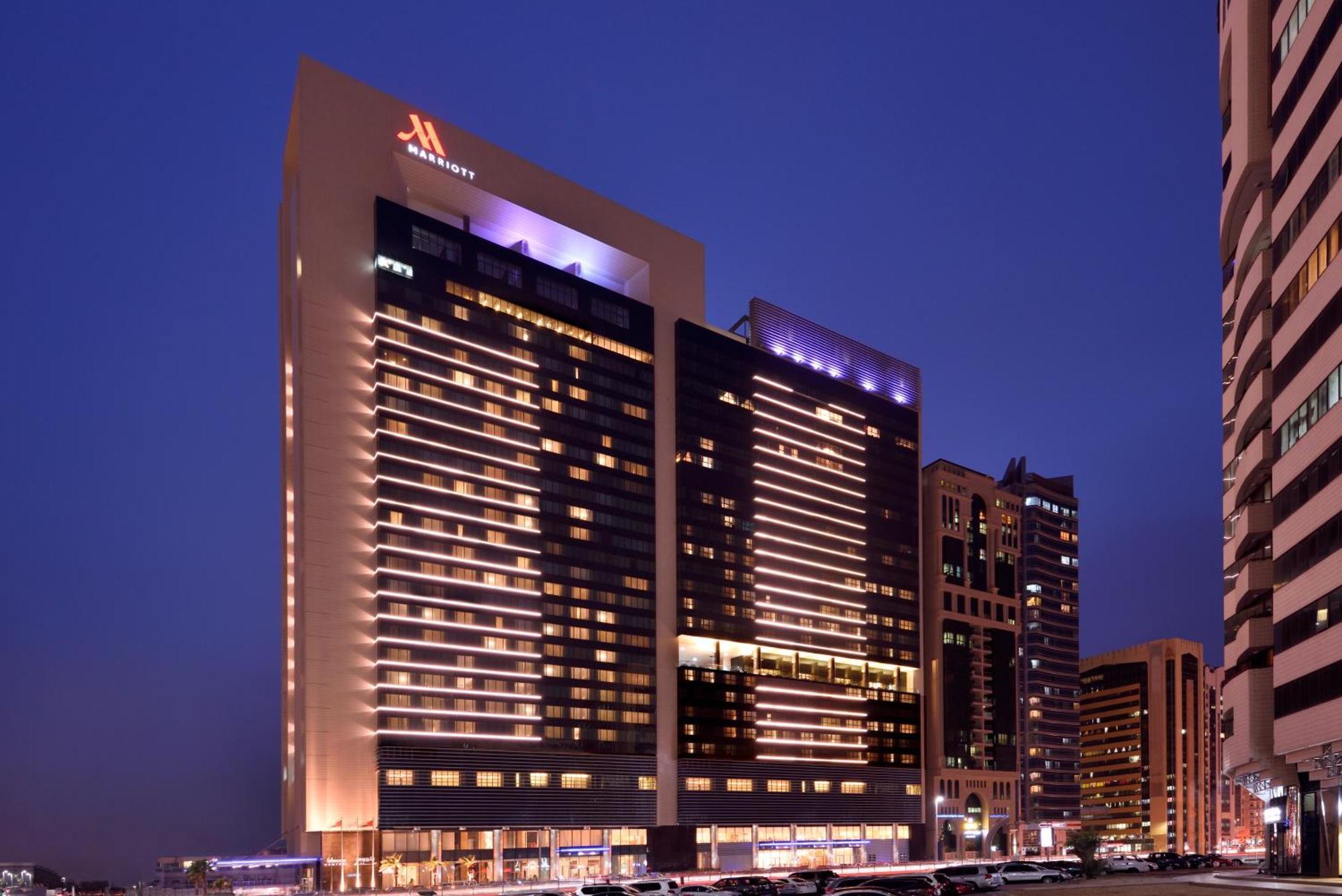 แมริออท เอ็กเซ็คคิวทีฟ อพาร์ตเมนต์ ดาวน์ทาวน์ อาบูดาบี Hotel ภายนอก รูปภาพ