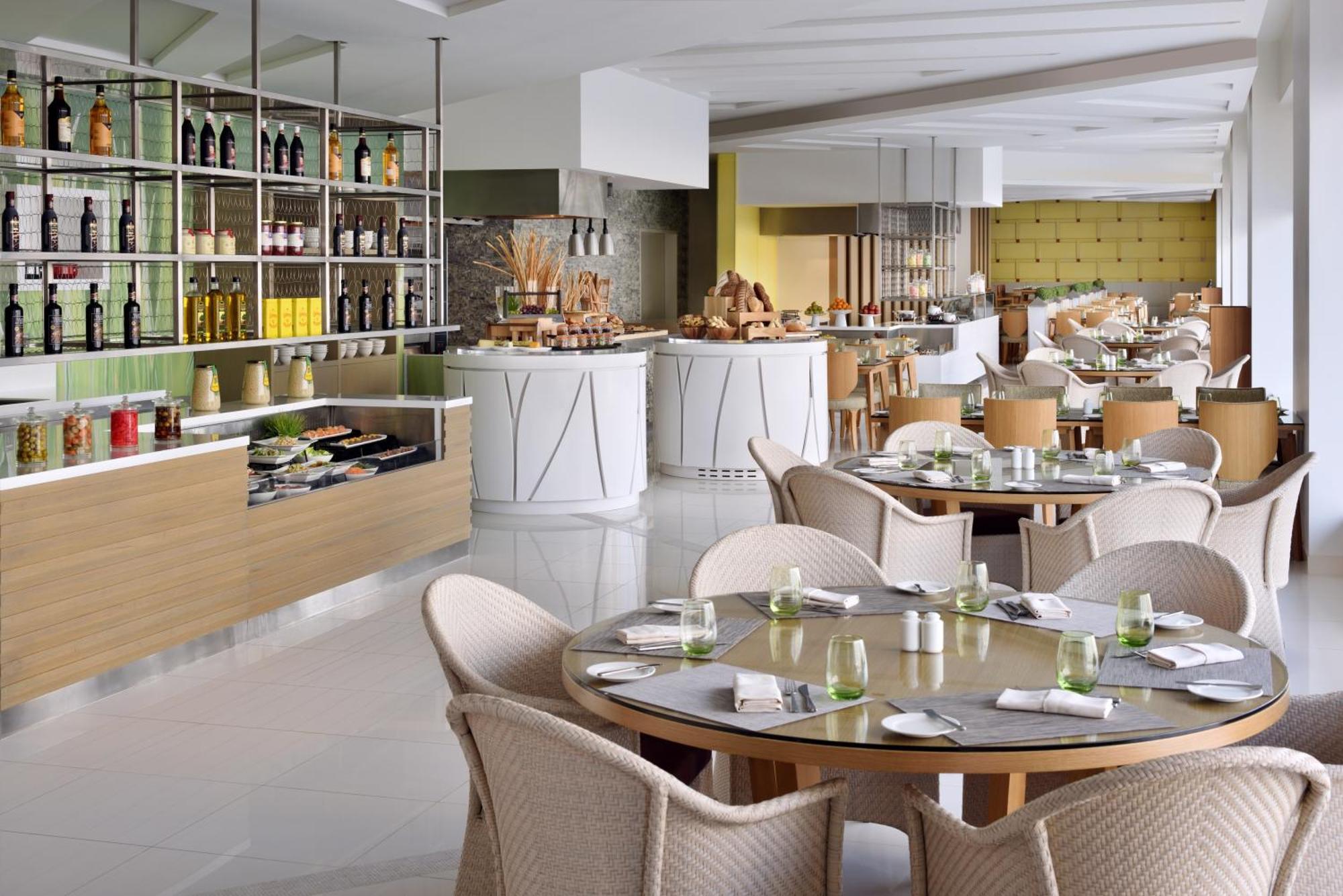 แมริออท เอ็กเซ็คคิวทีฟ อพาร์ตเมนต์ ดาวน์ทาวน์ อาบูดาบี Hotel ภายนอก รูปภาพ